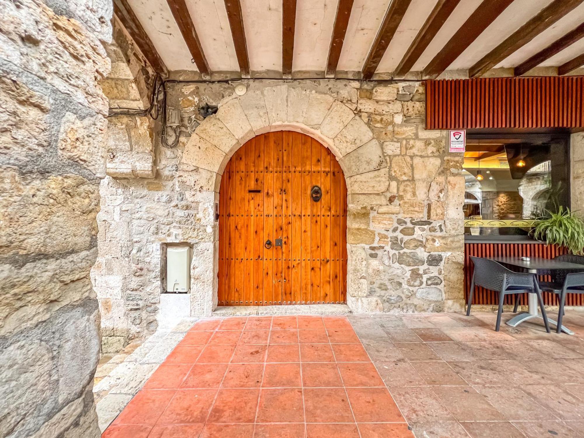 Can Cintet 1 Apartamento En La Plaza De バサルー エクステリア 写真