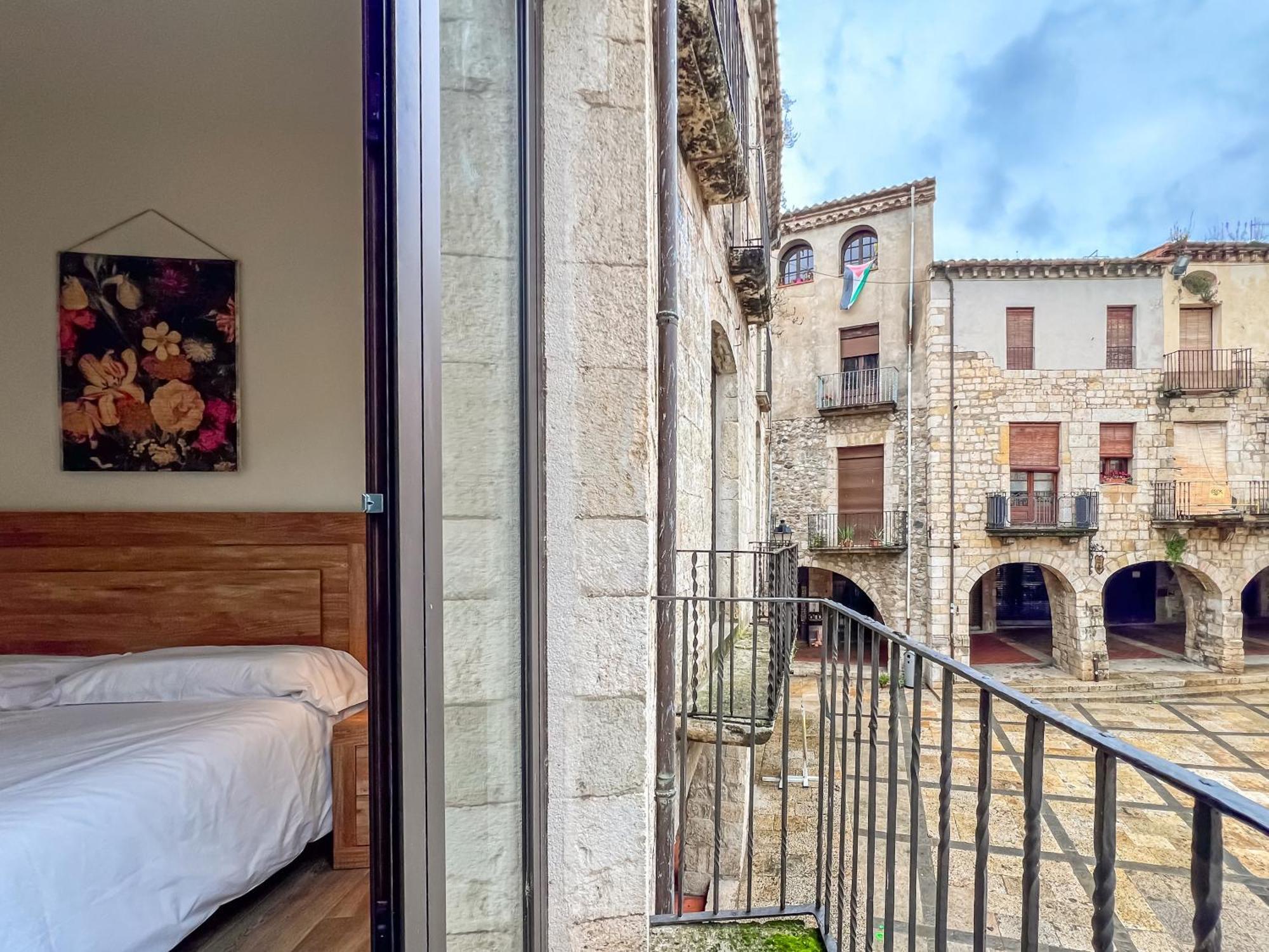 Can Cintet 1 Apartamento En La Plaza De バサルー エクステリア 写真